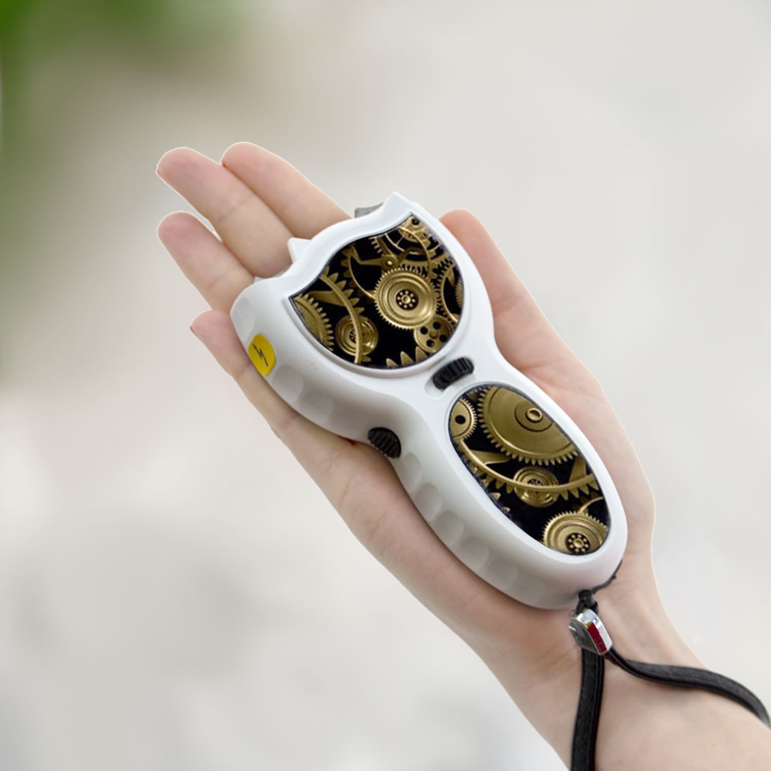 Россиянкам рассказали, какие есть законные способы самообороны